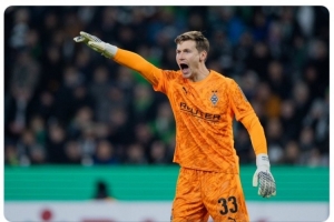 德天空：維拉將門興門將尼科拉斯納入引援名單，以防大馬丁離隊(duì)