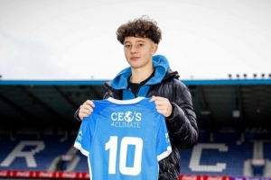 米體：米蘭再次派球探考察亨克中場卡雷查斯，轉(zhuǎn)會(huì)費(fèi)至少要2500萬