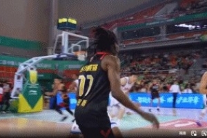 一劍封喉！特奎維恩·史密斯準(zhǔn)絕殺 全場18中11砍下41分10助2斷