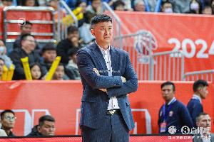 媒體人：廣東男籃的問(wèn)題還是陣地戰(zhàn)效率 希望教練組好好評(píng)估