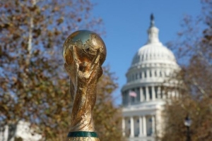 大力神杯已經(jīng)被運抵華盛頓，12月6日凌晨舉行世界杯抽簽儀式