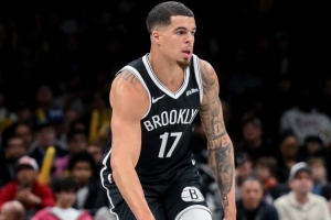 小邁克爾·波特：我們的進(jìn)攻配合非常多&沒人粘球 克洛尼進(jìn)步很大