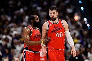 祖巴茨：哈登是能為我們發(fā)起一切的人 他打得好我們就會很棒！