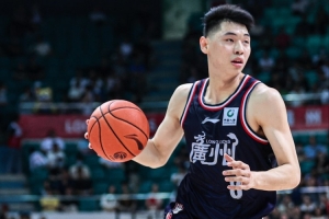 首秀得等等！媒體人：今晚對(duì)陣山西 廣東新援崔永熙和薩姆納缺席