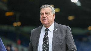 卡拉格批評(píng)薩拉赫，阿勒代斯：前者言論簡直荒謬，他在博取關(guān)注