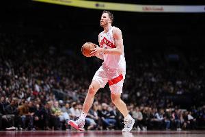 場均10.6分8.3板！明天猛龍主場迎戰(zhàn)湖人 珀爾特爾因傷病管理缺陣