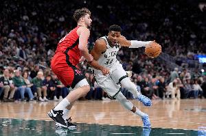 申京換字母？名記：火箭將申京視作未來核心 不會縮短建隊周期