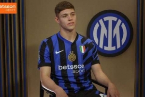 意媒：帕拉西奧斯是慢性肌肉傷復(fù)發(fā)，若未來幾周無法愈合或?qū)⑹中g(shù)