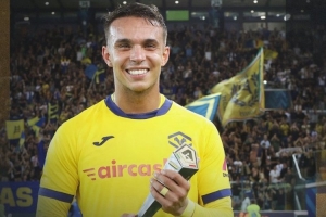 莫雷托：國米和那不勒斯關(guān)注維羅納前鋒吉奧瓦尼·桑塔納