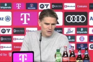 弗羅因德：高興為后諾伊爾時代做好準(zhǔn)備 冬窗要謹(jǐn)慎對待球員動態(tài)