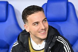 冬窗留隊，19歲前鋒馬拉：有球隊關(guān)注是對我認可，但我專注于科隆