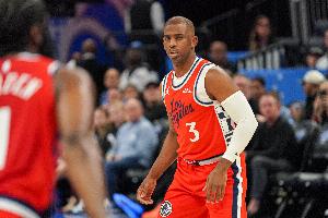 反對(duì)保羅加盟！美網(wǎng)友：這就是為啥哈登從未奪冠 他不想承擔(dān)責(zé)任