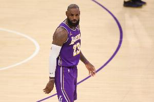 有趣的數(shù)據(jù)！詹姆斯10次進(jìn)總決賽但僅9次得分沒上雙