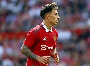 對陣鐵錘幫能否首發(fā)？記者：利桑德羅隨隊抵達老特拉福德