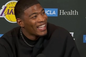 詹姆斯本可以在加時(shí)賽拿到2分？八村塁：我還真沒想到這點(diǎn)??