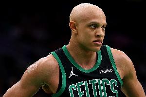 空中漫步！沃爾什中路突擊 起飛滑翔上籃打成2+1