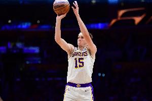 美記：高管認(rèn)為湖人能用小里換字母 問題是湖人是否將他擺上貨架