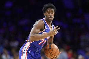 出手有點少！埃奇庫姆24分鐘8投4中 拿到12分4籃板