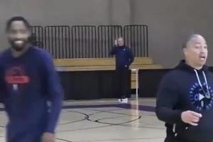 保羅找登哥傳話給盧！盧怒罵：QNMD保羅！打好你的球！執(zhí)行戰(zhàn)術！