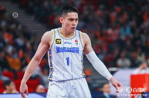 陳盈駿回歸改善了北京的進(jìn)攻組織問題 記不清這是翟曉川第幾春了