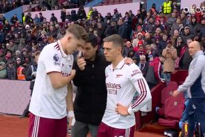 槍手半場調(diào)整鋒線！約克雷斯、特羅薩德出戰(zhàn)，梅里諾、埃澤被換下