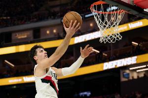 大號準(zhǔn)三雙！阿夫迪亞近5場場均31分10板9.2助 命中率51/39/80%