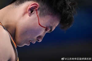 閆實(shí)、賈爾斯、愛德華茲三名球員將缺席今日對(duì)陣廣東的比賽