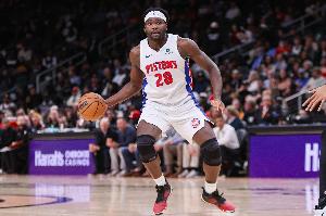 康寧漢姆：斯圖爾特的防守時(shí)機(jī)把握無(wú)人能及 上籃扣籃他都能蓋掉