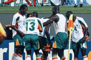 塞內(nèi)加爾正賽歷史第2次對(duì)陣法國(guó)，02世界杯揭幕戰(zhàn)掀翻衛(wèi)冕冠軍