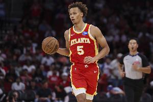 手感不佳！丹尼爾斯16投僅4中拿到12分 三分5中0