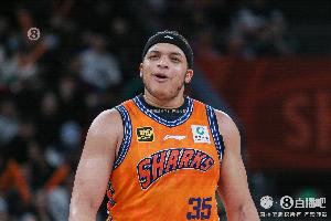 身手全能！洛夫頓半場5中3拿到12分4板3助  罰球6中5