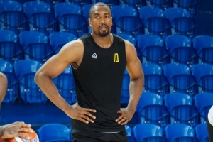 美媒：36歲伊巴卡跟隨法國(guó)第三級(jí)別聯(lián)賽球隊(duì)訓(xùn)練 想繼續(xù)職業(yè)生涯