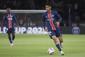 馬尤盧成為巴黎隊史打進10球第三年輕球員，僅次于雷諾、姆巴佩