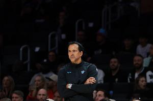 3連敗！斯波：球隊(duì)攻防兩端都缺乏活力 這不是我們最佳表現(xiàn)