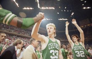 真摯的祝福！祝NBA名宿拉里·伯德69歲生日快樂！??