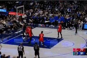 全民皆兵！馬紹爾弧頂壓哨三分轟進(jìn) 獨(dú)行俠單節(jié)37-20凈勝火箭17分