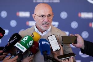 德拉富恩特：卡瓦哈爾和亞馬爾都迫不及待地想要見面并擁抱彼此