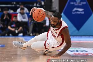 予取予求！諾威爾26中14砍全場(chǎng)最高39分 三分6中4