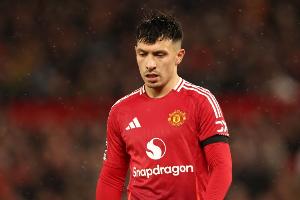 郵報(bào)：曼聯(lián)現(xiàn)役球員與名宿關(guān)系差 利馬曾因斯科爾斯批評安排見面