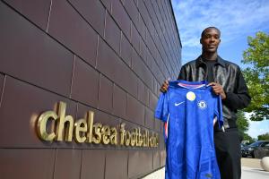 德拉普受傷！郵報(bào)：切爾西不打算在冬窗提前召回荷蘭前鋒埃梅加