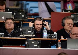 擔任解說“偏袒”老東家并選厄德高為全場最佳，槍手傳奇基翁遭批