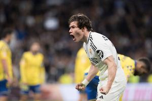 59秒兩黃變一紅！弗蘭·加西亞職業(yè)生涯首次吃到紅牌