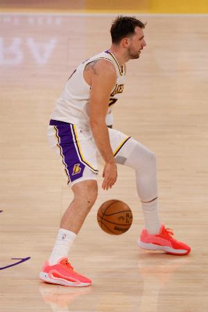 二女兒Buff加成無敵！東契奇24中9砍31分15板11助2帽 罰球14中11