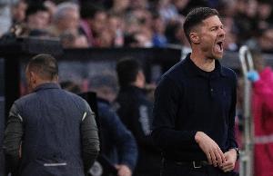 西六臺主持人：皇馬有球員想做掉阿隆索，故意擺爛只想白領(lǐng)工資