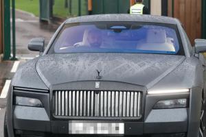 未來在哪？薩拉赫今日照常訓練，駕駛勞斯萊斯閃靈離開訓練場