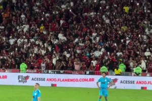 球隊(duì)身陷降級區(qū)！內(nèi)馬爾對教練換下自己無奈和不滿