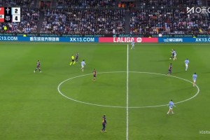 補(bǔ)時(shí)染紅！德容拼搶時(shí)踩到阿斯帕斯，兩黃變一紅被罰下場(chǎng)