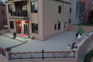 輸給曼城后，路人拍到薩拉赫獨(dú)自乘坐飛機(jī)離開，要去國(guó)家隊(duì)咯~