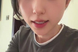 新秀該干的活！楊瀚森和樂福為隊里過生日的總經理助理唱歌！