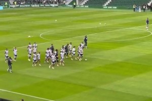 在哪里都是主場！埃爾切球迷高喊梅西的名字